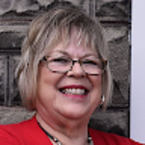 Meet your Posher, Cyndie